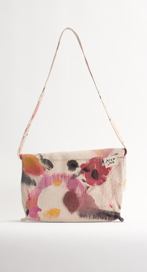 naone メッセンジャーバッグ ー 赤の星 ー 04