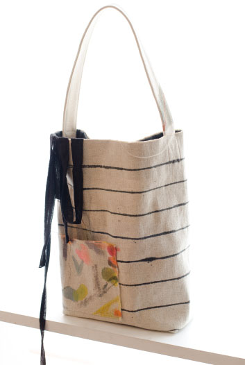 naone トートバッグ ー 名付け親の花壇 ー 01