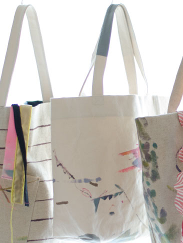 naone トートバッグ ー おしゃべり空中分解 ー 03