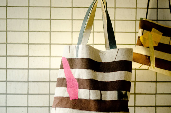 naone ー まろやかなテーブル トートバッグ ー 01