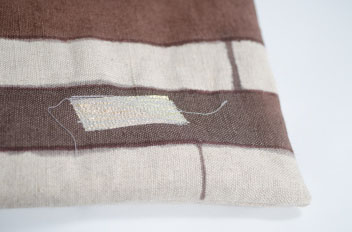 naone ー まろやかなテーブル トートバッグ ー 02