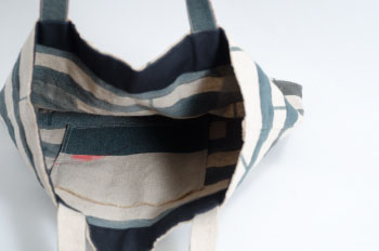 naone ー 冷たい外気 トートバッグ ー 04