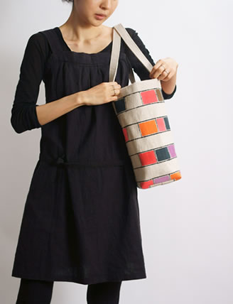 naone トートバッグ ー 砂糖菓子の小道 ー 02