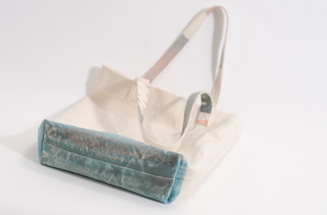 naone トートバッグ ー つづきの海 ー 01